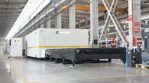 J9集团高功率宽幅激光切割机